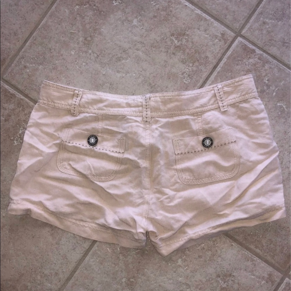 Linen Shorts 4/6 - Picture 2 of 2